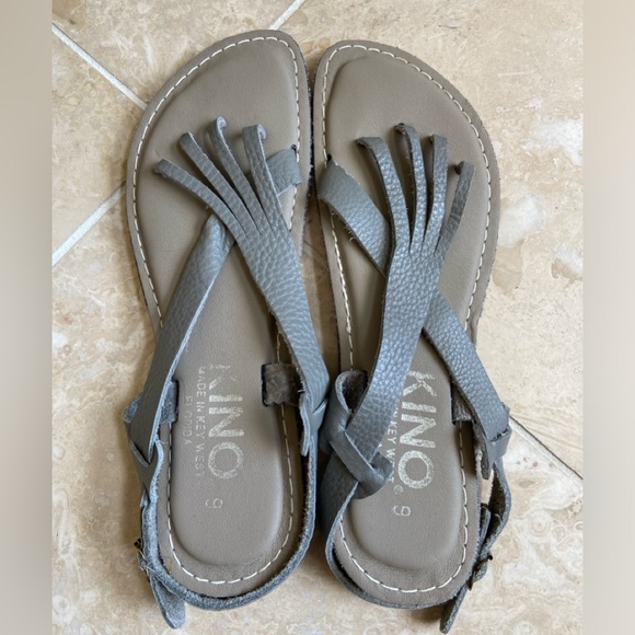 KINO LEATHER SANDALS - Picture 1 of 6